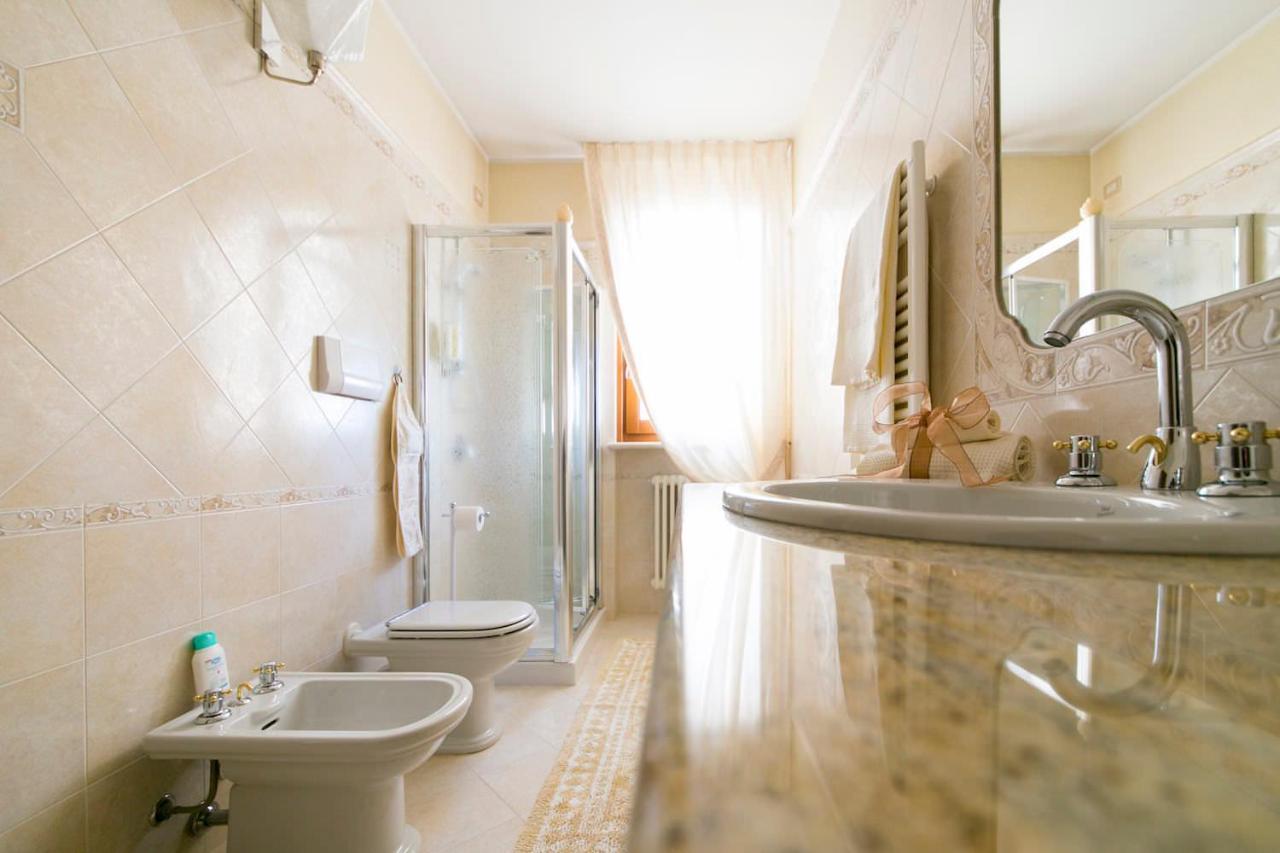 デセンツァーノ・デル・ガルダ La Casa Di Pimpi Bed & Breakfast エクステリア 写真