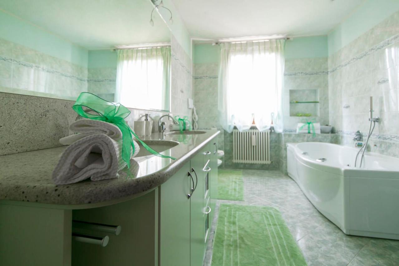 デセンツァーノ・デル・ガルダ La Casa Di Pimpi Bed & Breakfast エクステリア 写真