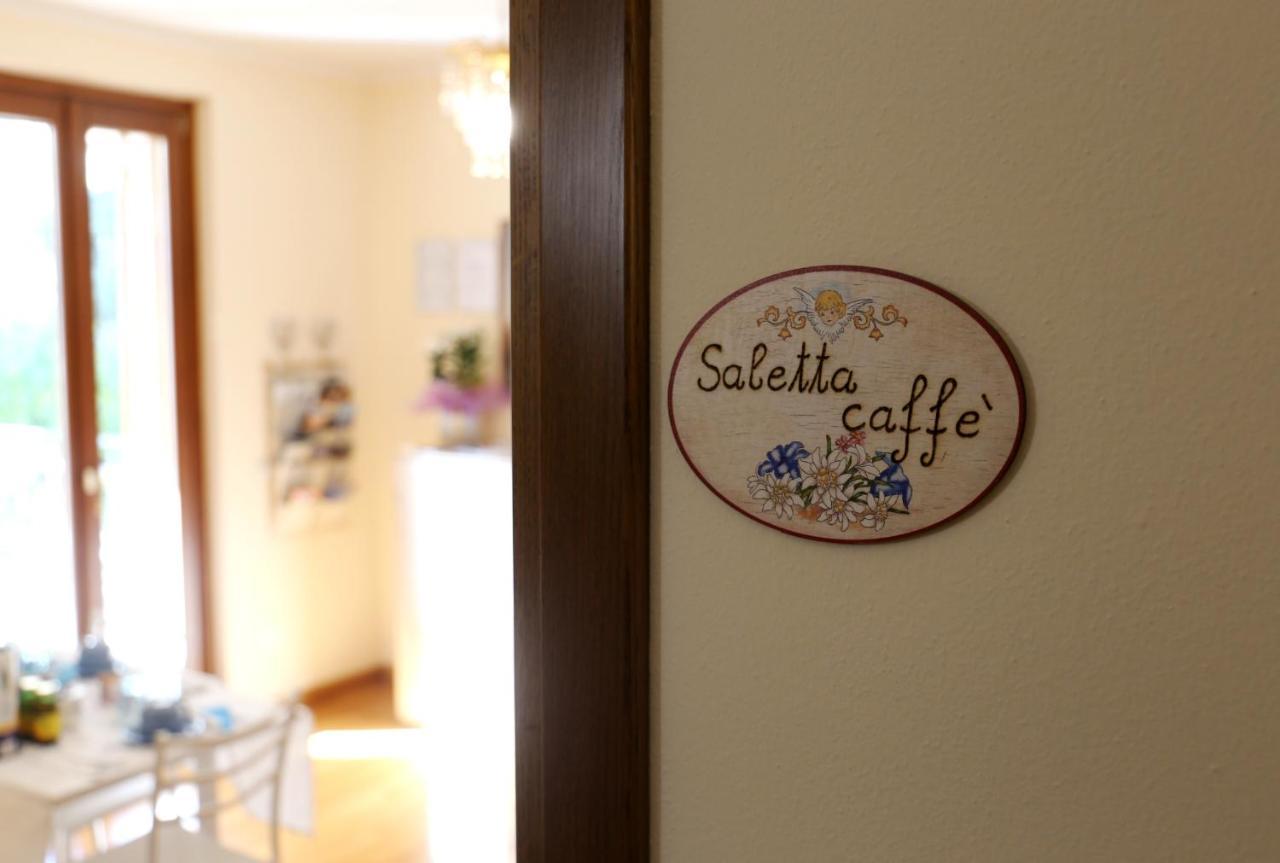 デセンツァーノ・デル・ガルダ La Casa Di Pimpi Bed & Breakfast エクステリア 写真